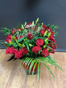 Luxury red rose and lily aqua